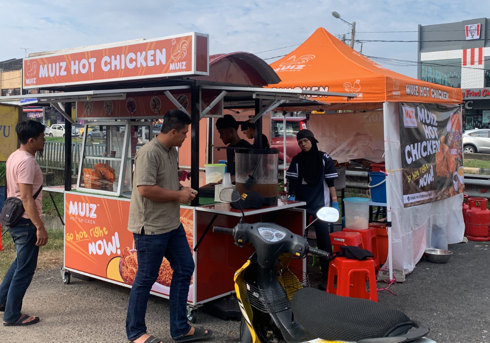Muiz Hot Chicken Labis by My Ekosistem